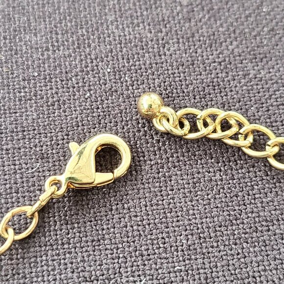 Tag attached. Delicate Bee Charm on a delicate cable chain. - Picture 2 of 5